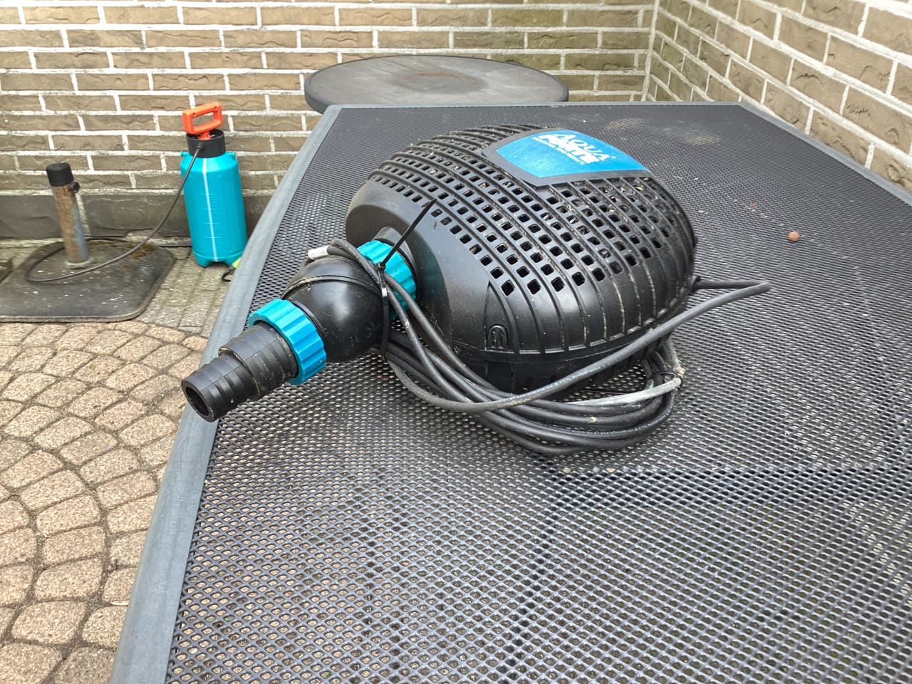 Vijverpompen. Aoua forte  ec-8000