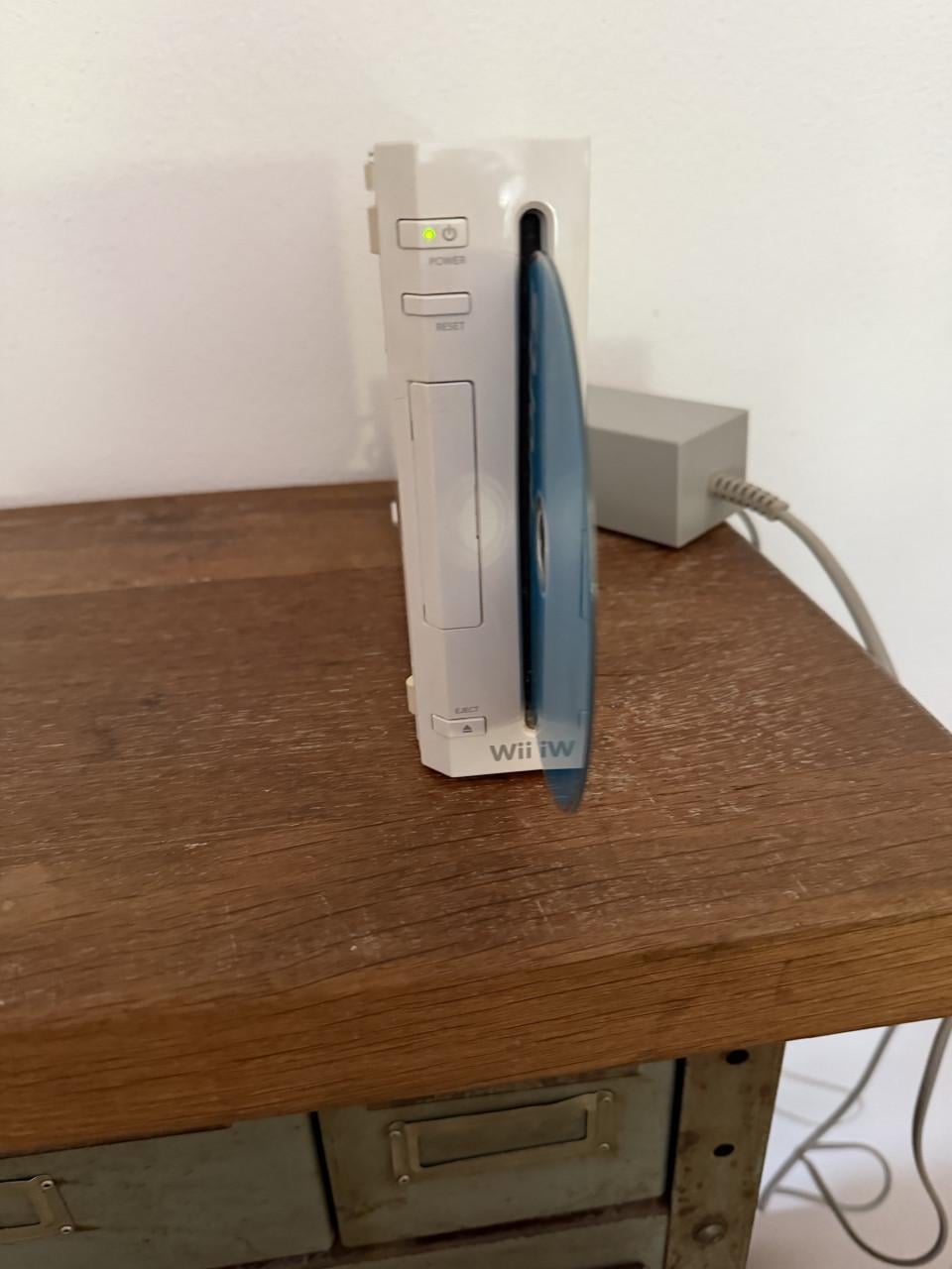Nintendo Wii, met 2 controller , spel en diverse