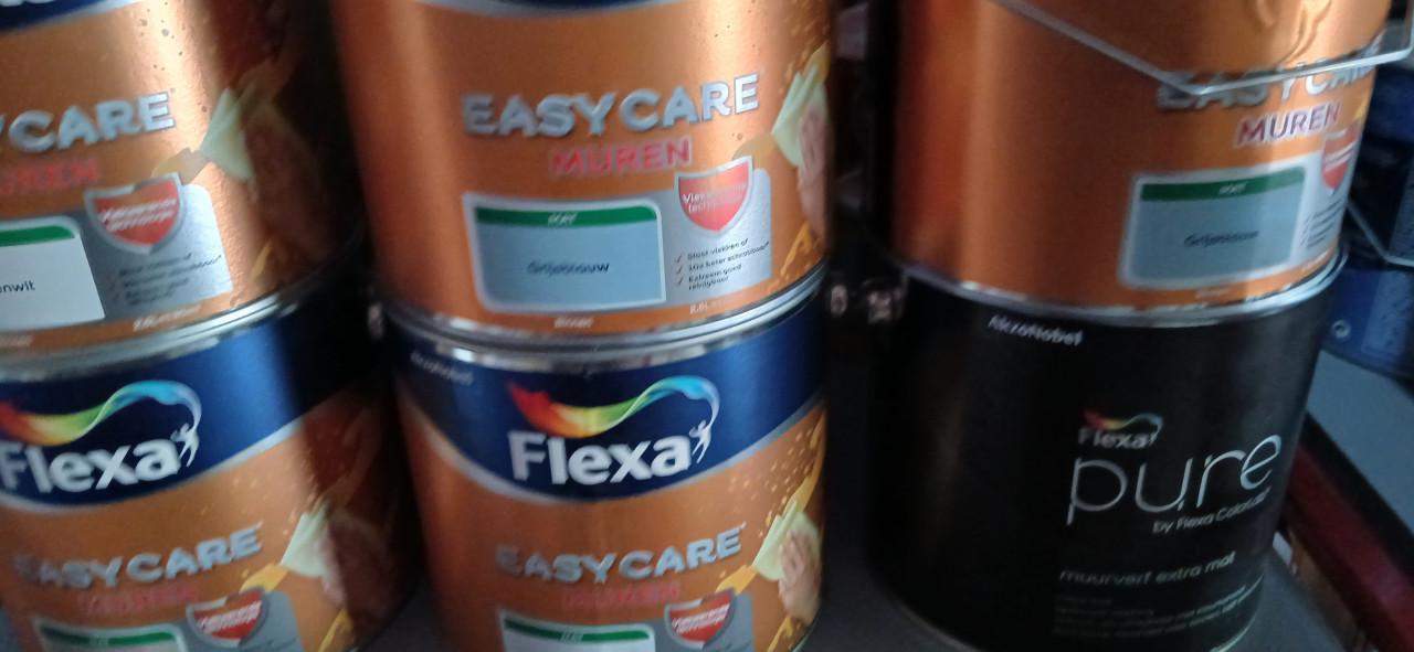 Diverse kleuren flexa muurverf in 2.5ltr blikken