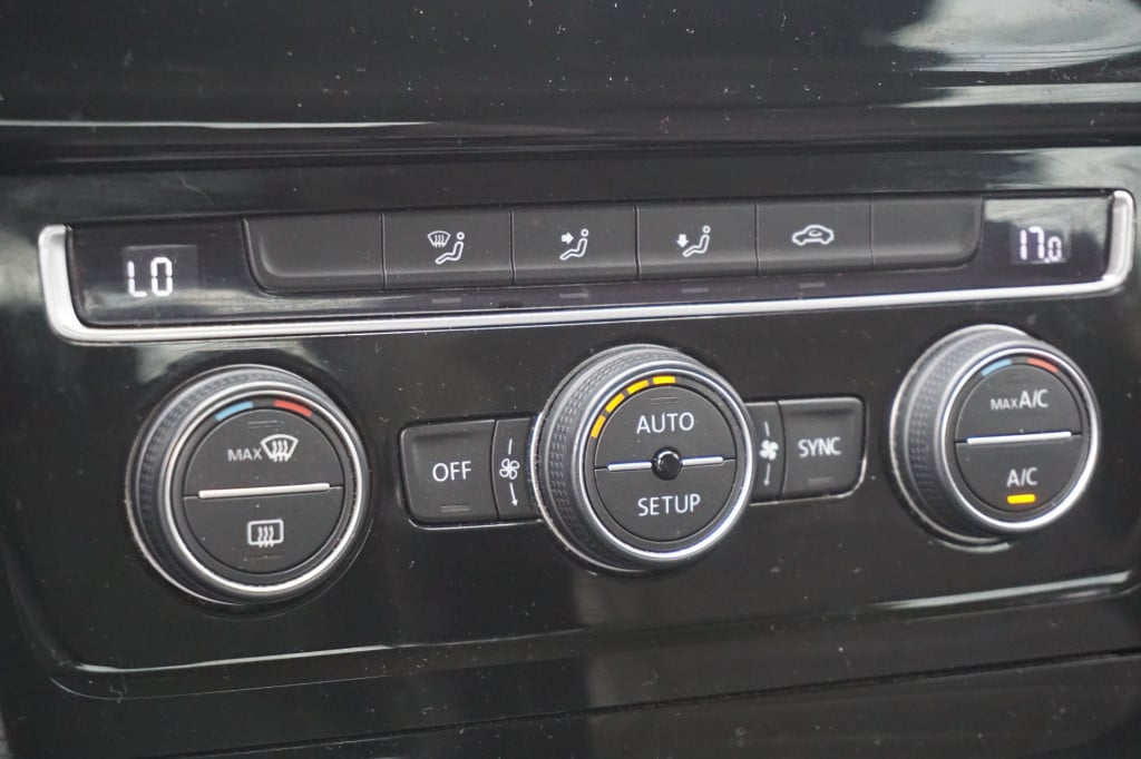 Volkswagen Golf 1.4 tsi act highline airco / navi / cruise / elektr. ramen 