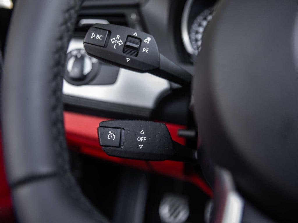 BMW Z4 sdrive23i 204pk executive | leder | stoelverwarming | navigatie | pd