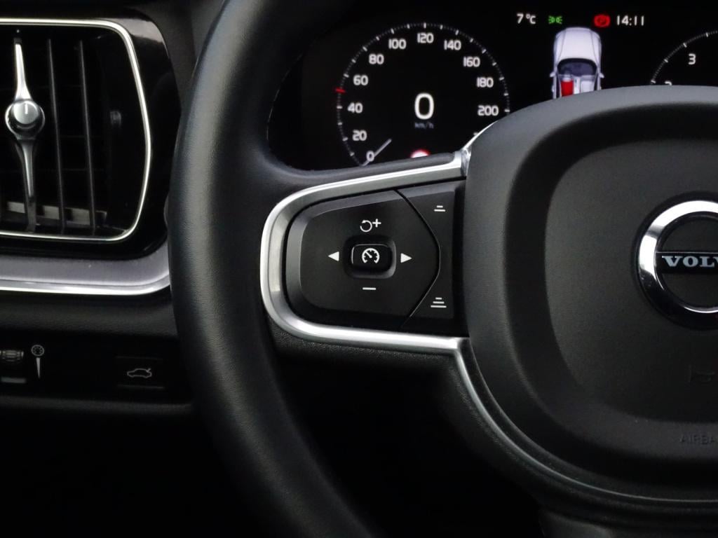 Volvo V60 2.0 b3 momentum advantage | led | stoel-stuurverwarming