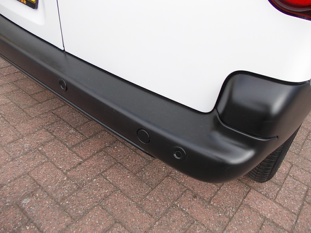 Peugeot Partner 1.6 hdi airco, cruise-contr., pdc, parrot