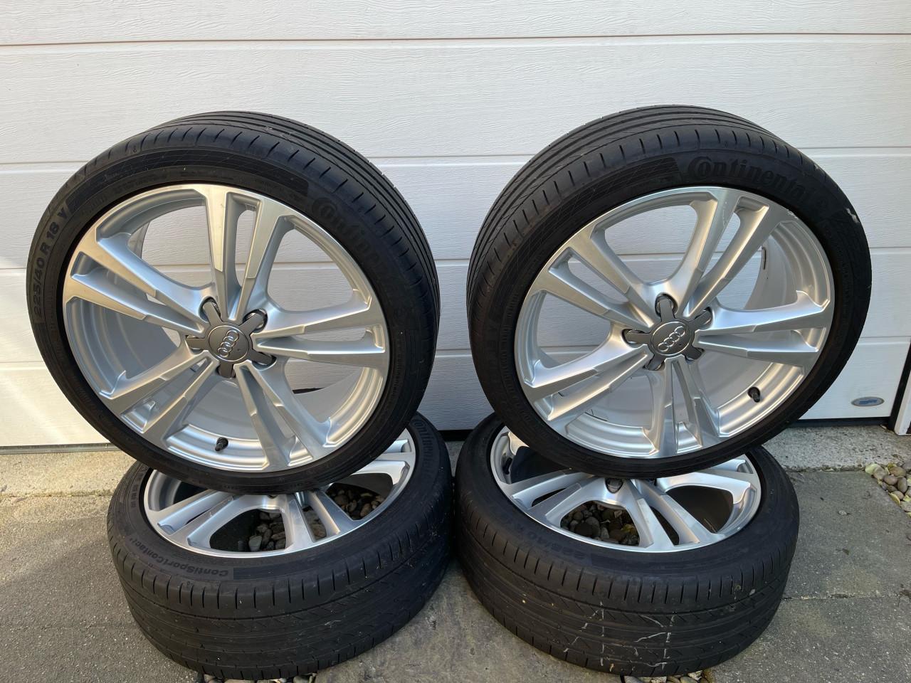 Originele Audi A3 S-line velgen 18 inch (7.5Jx18 ET51) + naafdoppen