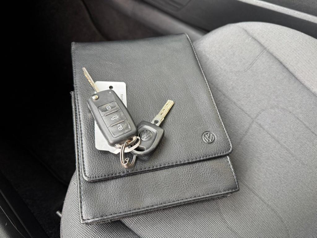 Volkswagen UP! 1.0 move up! bluem.