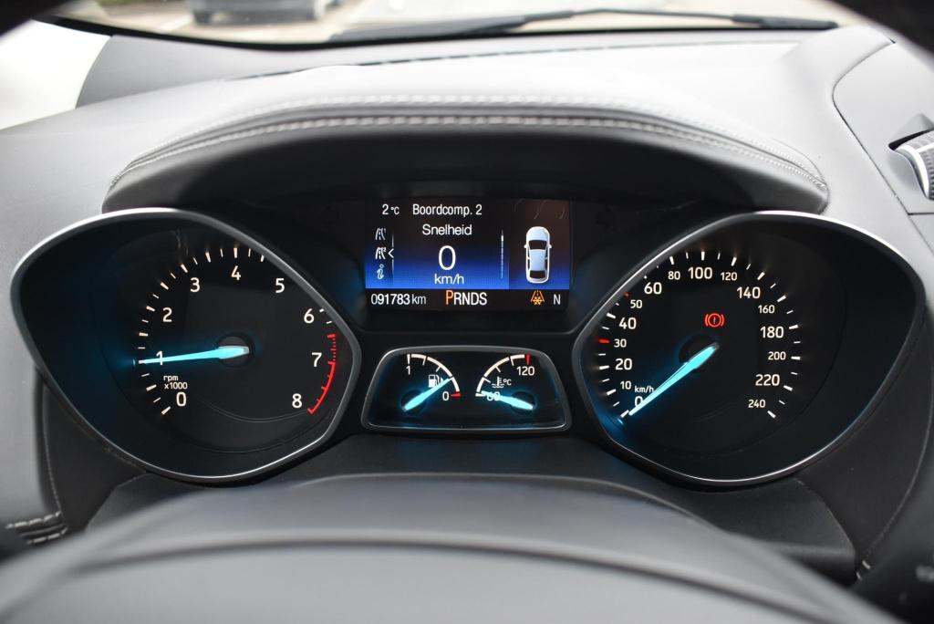 Ford Kuga 1.5 ecoboost vignale | automaat | elektrisch wegklapbare trekhaak