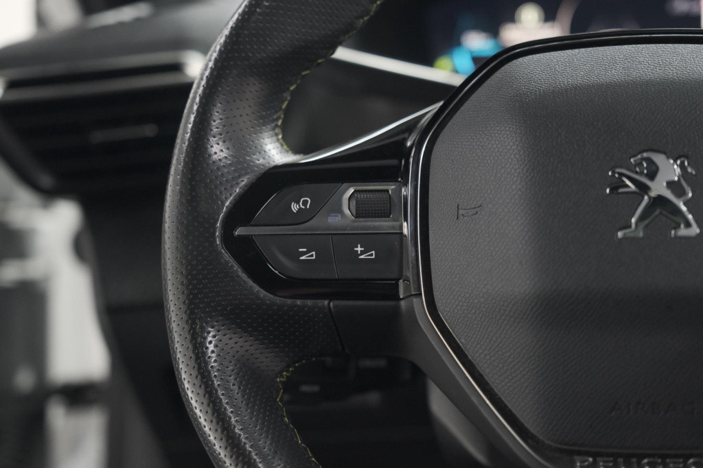Peugeot E-2008 ev gt pack 50 kwh | schuif-/kanteldak | adaptieve cruise con