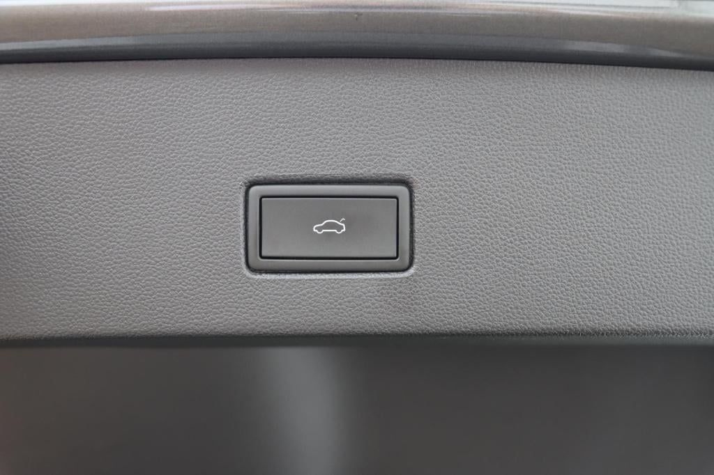 Volkswagen T-roc 1.5 tsi sport dsg7 150pk | side assist | camera | stoelver