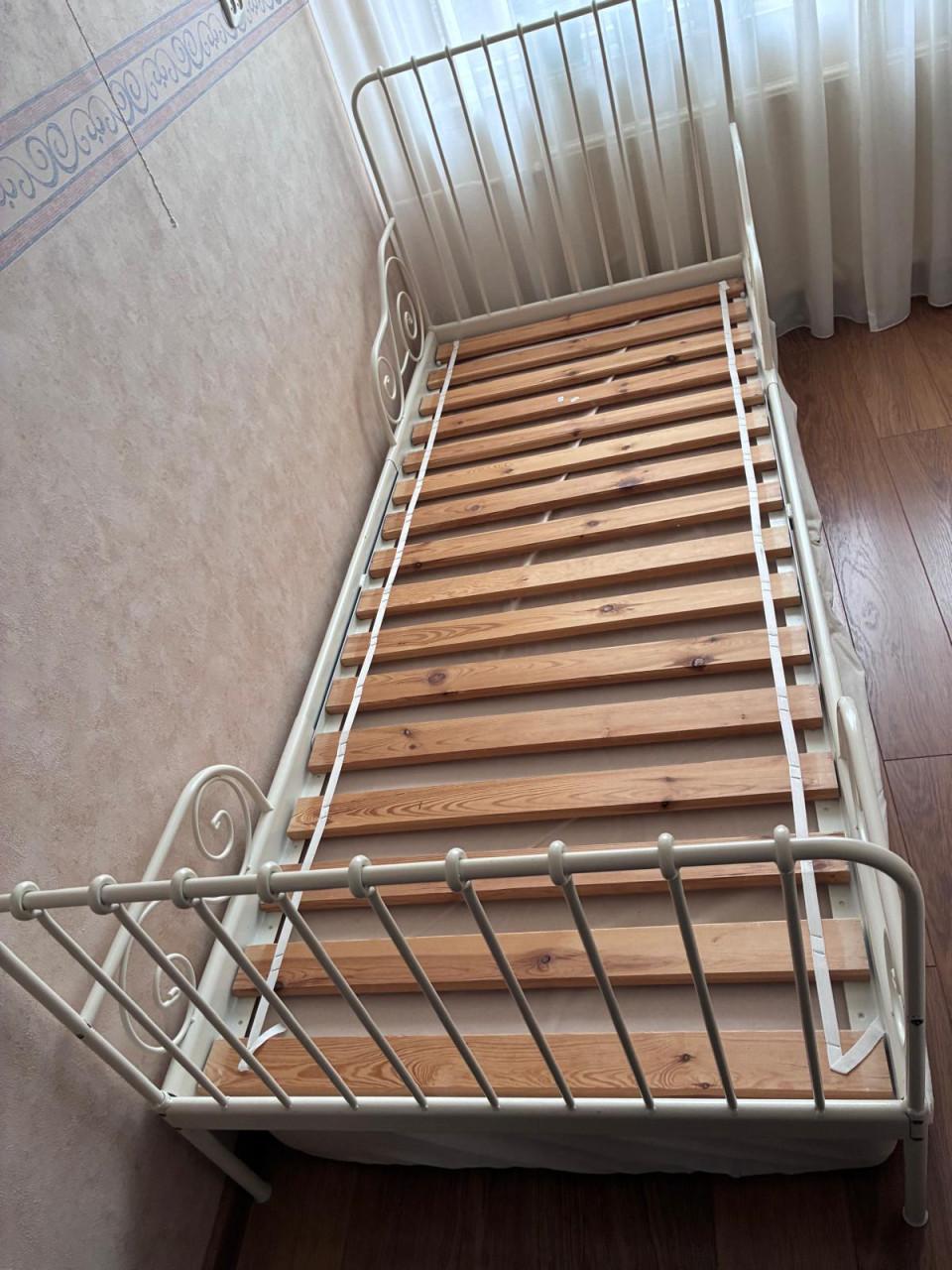 Ikea bed uittrekbaar