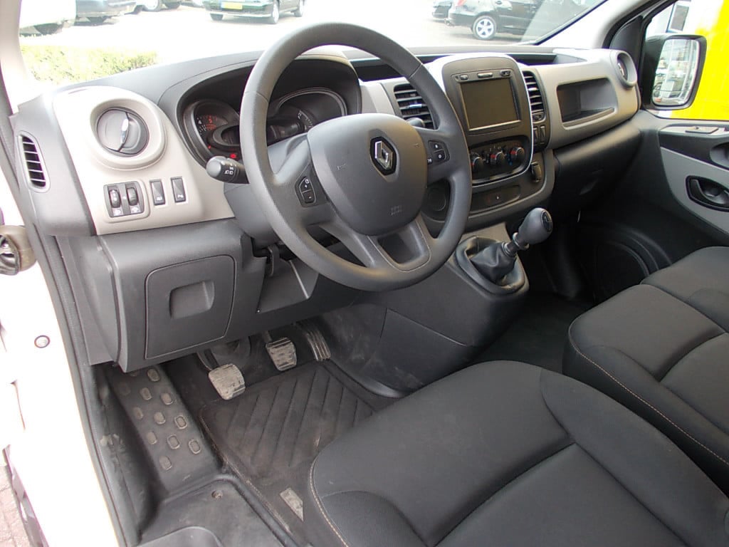 Renault Trafic 1.6 dci airco, navigatie, 3-zits, cr.control