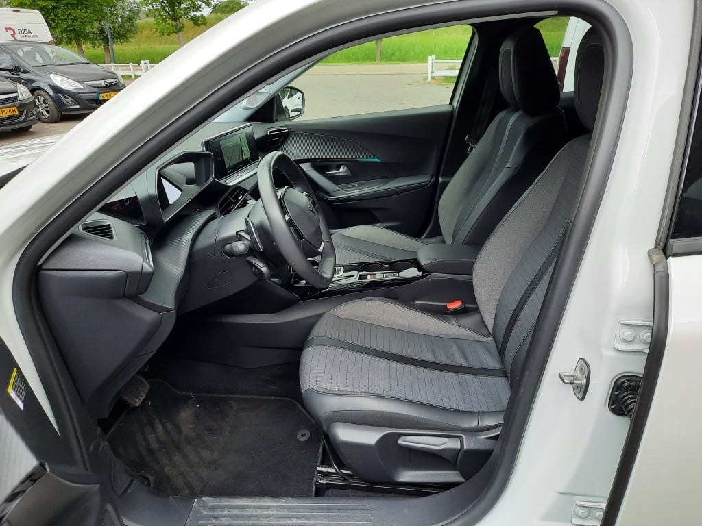 Peugeot 2008 2008 1.2 puretech 130 allure pack automaat