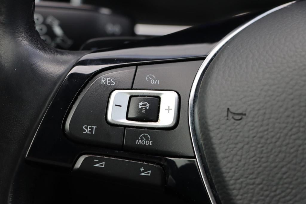 Volkswagen Polo 1.0 tsi highline business r 95pk | camera | carplay