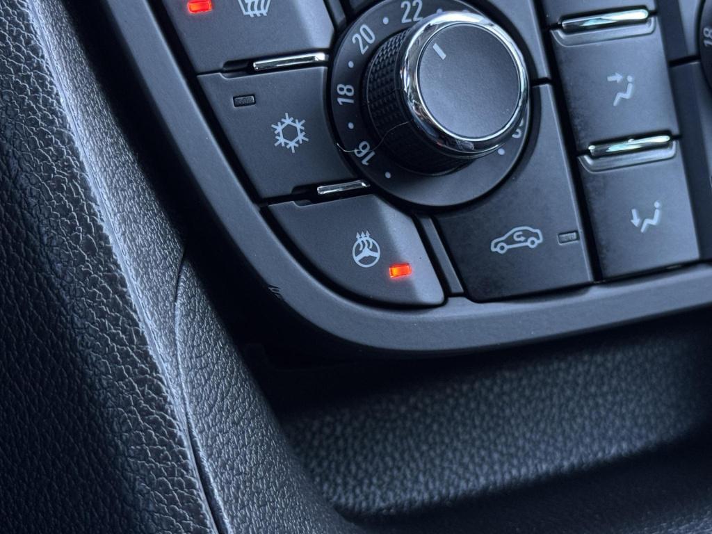 Opel Meriva 1.4 turbo cosmo 140pk trekhaak, stuur- + stoelverwarming!