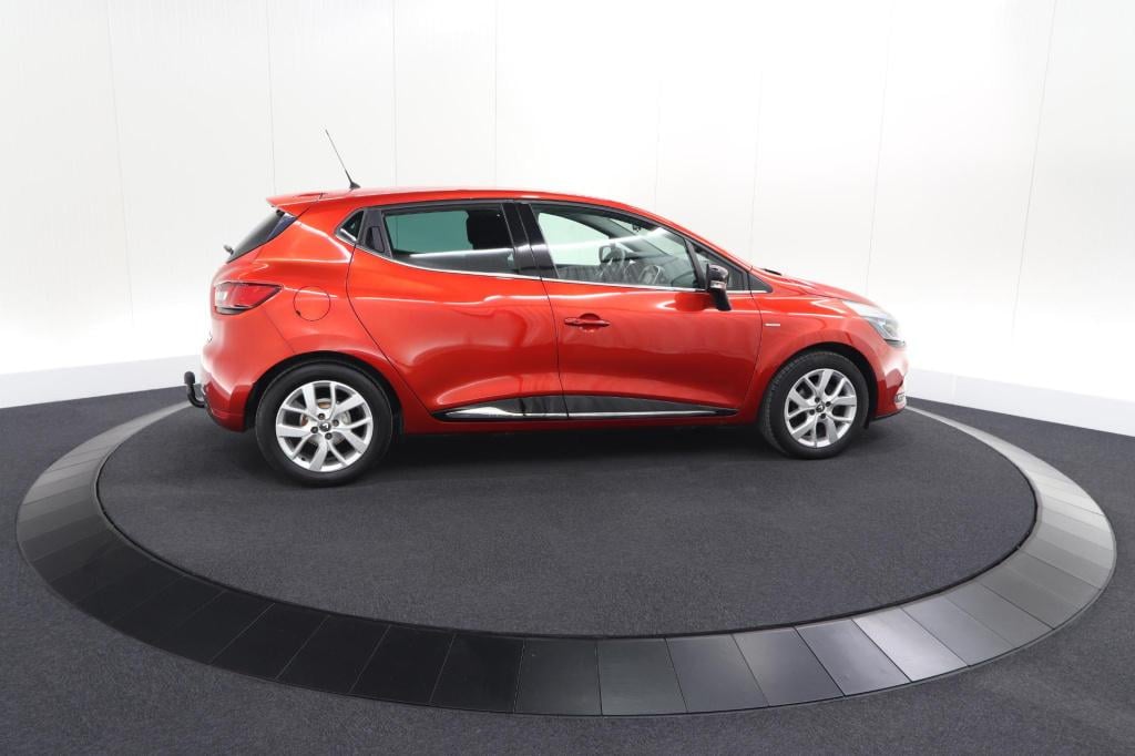 Renault Clio tce 90 limited | trekhaak | parkeersensoren | navigatie