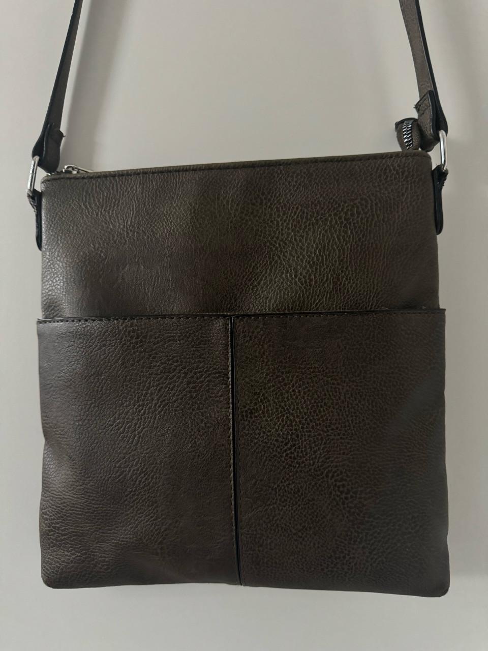 Mooie bruine damestas