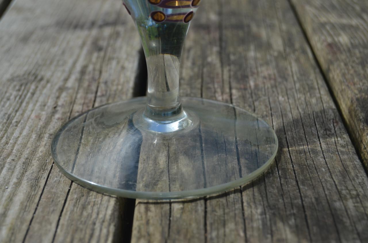 Fraai groot glas (?) schaaltje op voet, tazza, hoe heet zoiets?