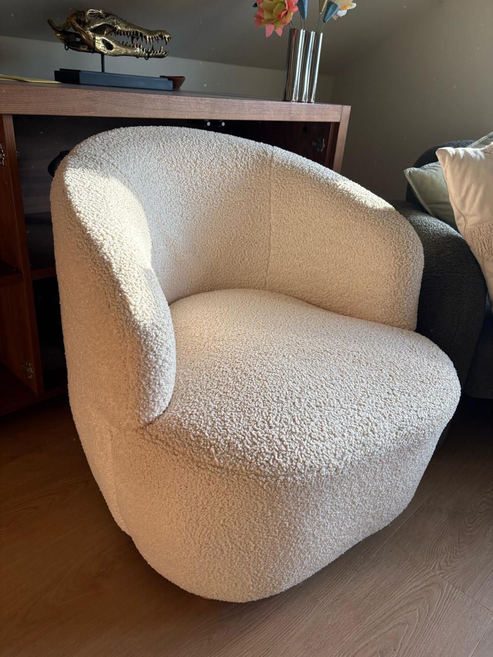 Bouclé fauteuill creme