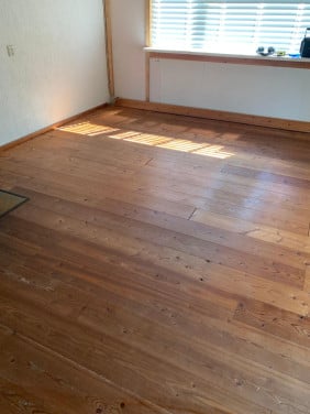 Oude massief houten  vloer