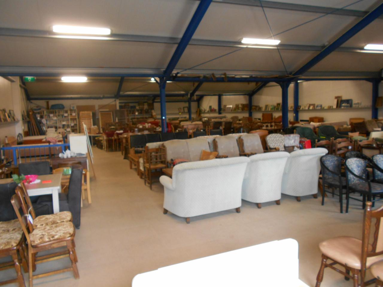 5 stevige armleuning stoelen setprijs 60 euro in goede staat koopje