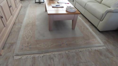 Mooi handgeknoopt Smyrna tapijt