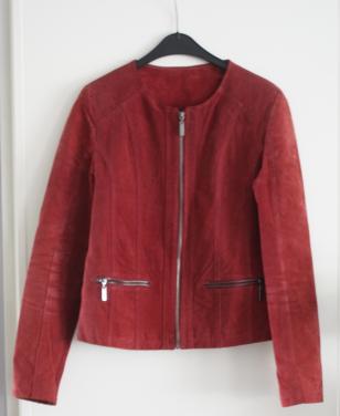Donkerrood roze jasje maat m