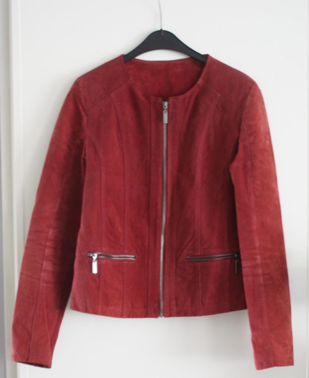 Donkerrood roze jasje maat m
