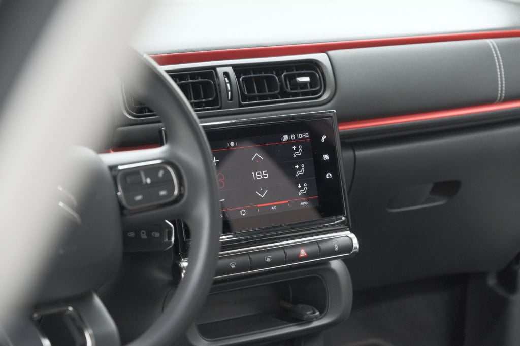 Citroen C3 puretech 82 c-series | parkeersensoren | navigatie | climate con
