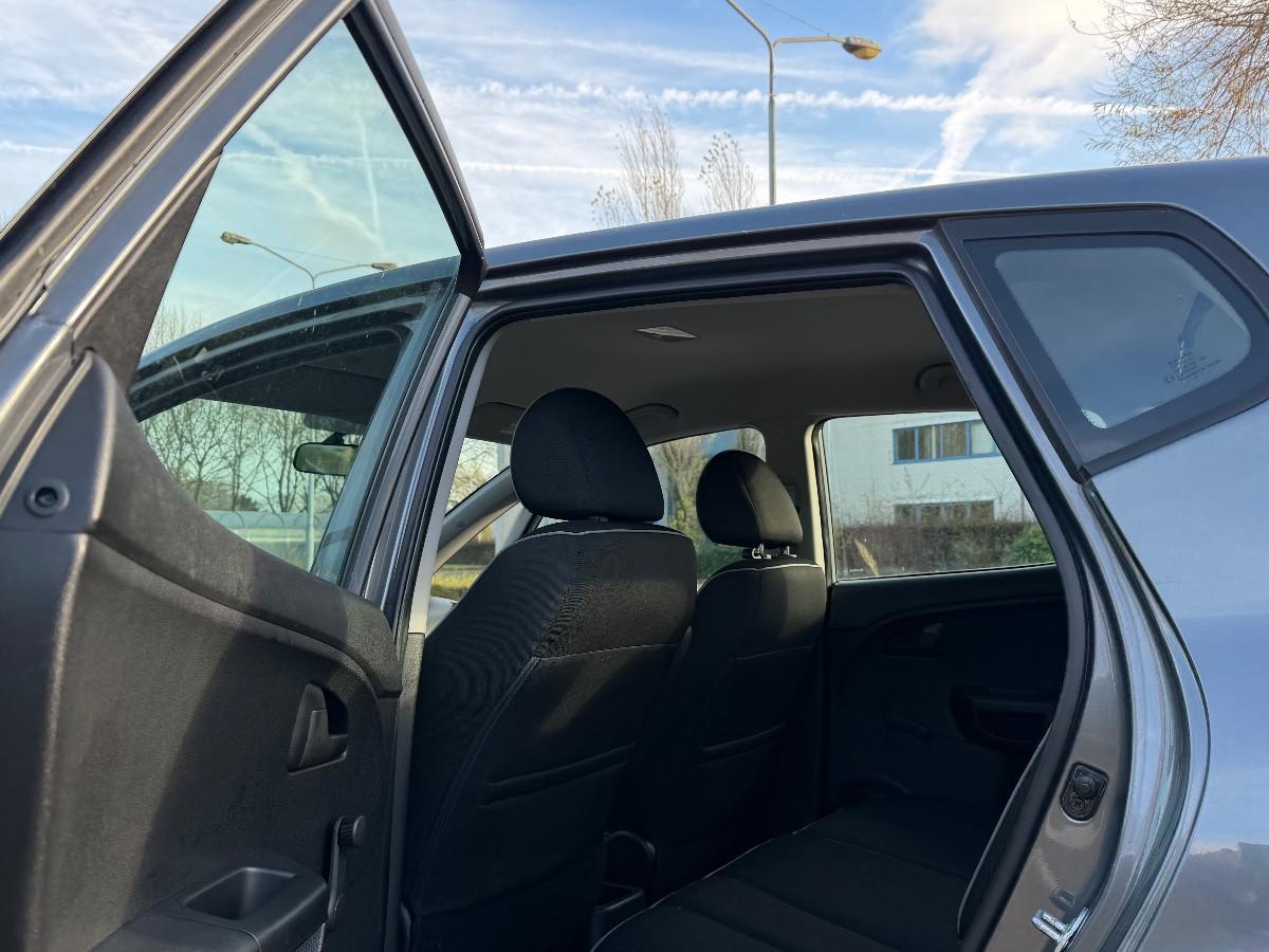 Kia Venga 1.4 | Apk | Nap | Airco | 5 Deurs |Elektr ramen | Parkeersensoren