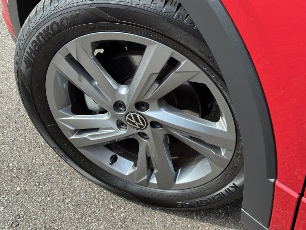 Volkswagen T-cross 1.5 tsi 150pk dsg r-line | camera | trekhaak | adapt. cr