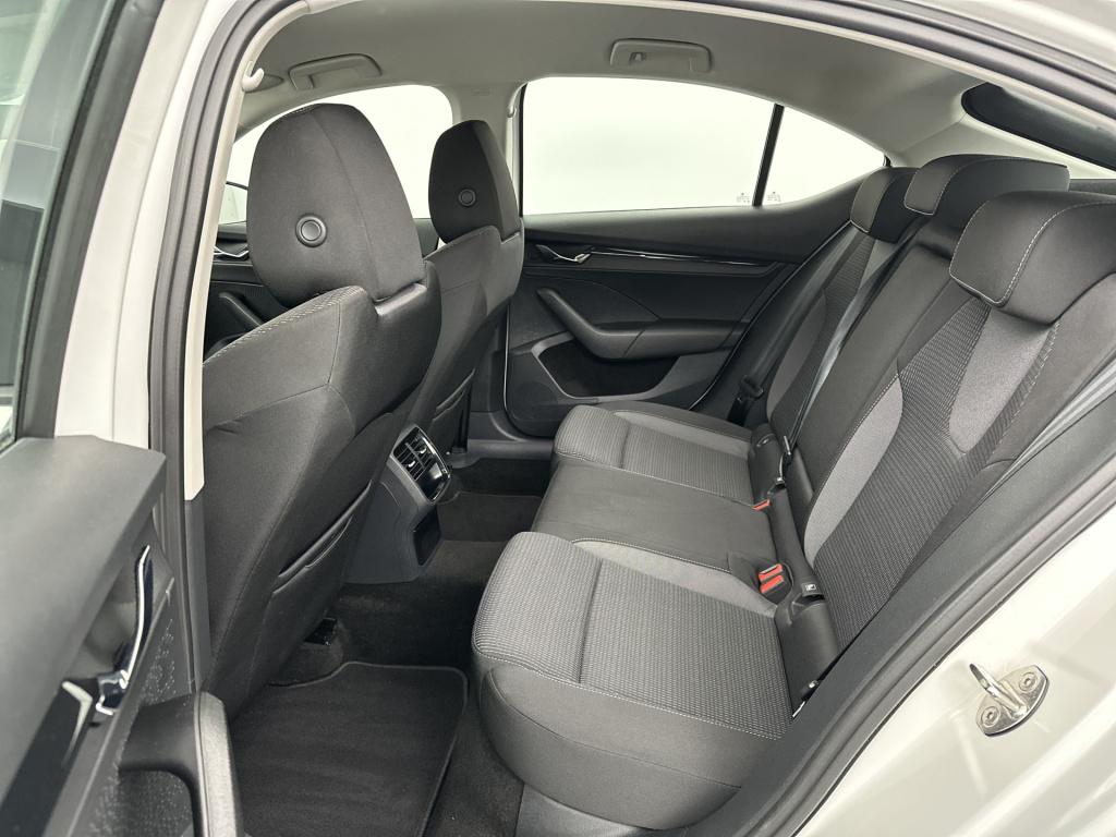 Skoda Octavia 1.0 tsi ambition