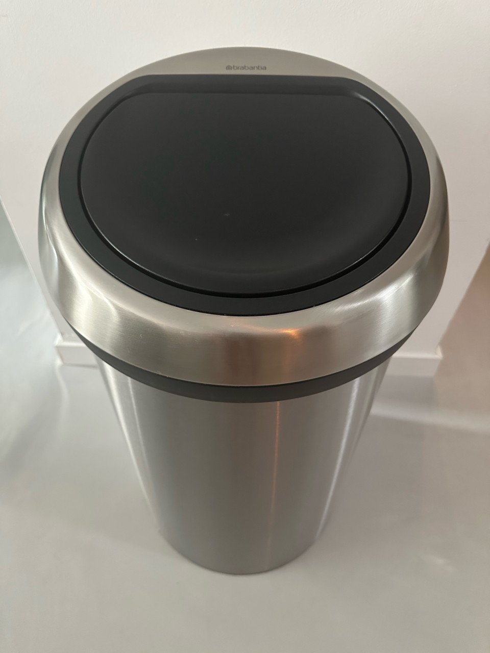 Brabantia Touch Bin prullenbak - 60L - Matt Steel