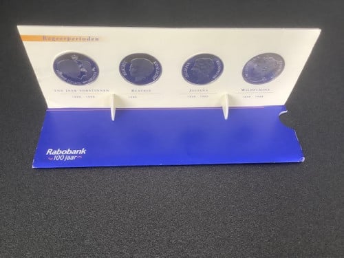 Penningen set Rabobank 100 jaar - 100 jaar vorstinnen.