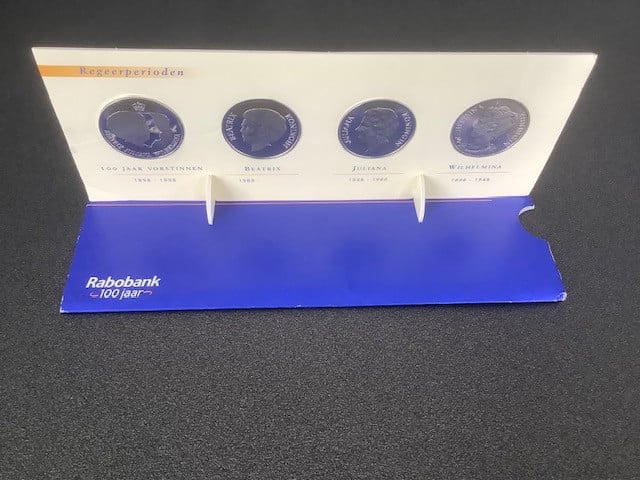 Penningen set Rabobank 100 jaar - 100 jaar vorstinnen.