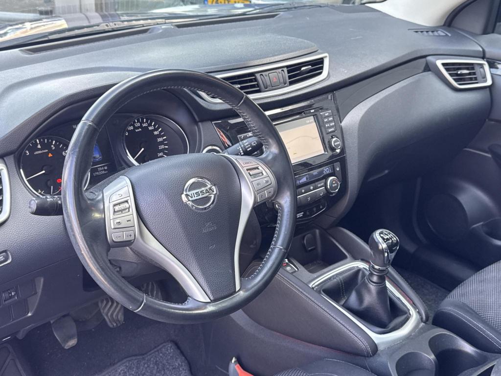 Nissan Qashqai 1.2 premier edition