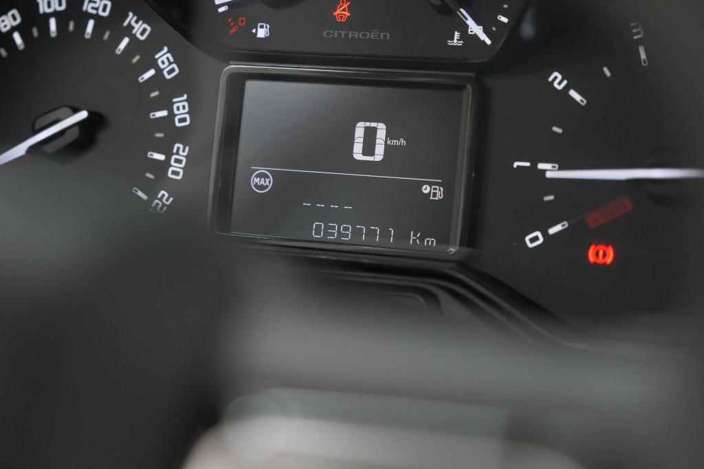 Citroen C3 puretech 82 feel edition | allseason banden | climate control | 