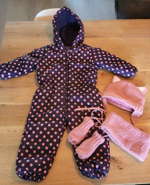 Gevoerd warm pak mt. 92 + muts + colsjaal + wantjes