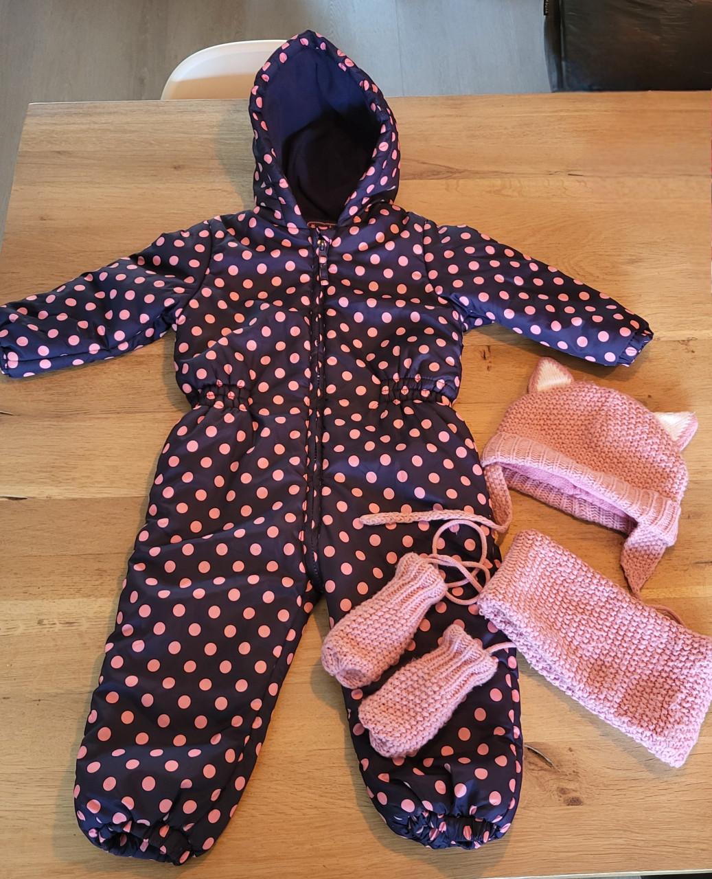 Gevoerd warm pak mt. 92 + muts + colsjaal + wantjes