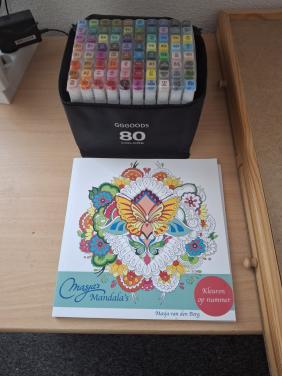 Kleuren op nummer voor volwassene plus box volwassene kleurenstiften