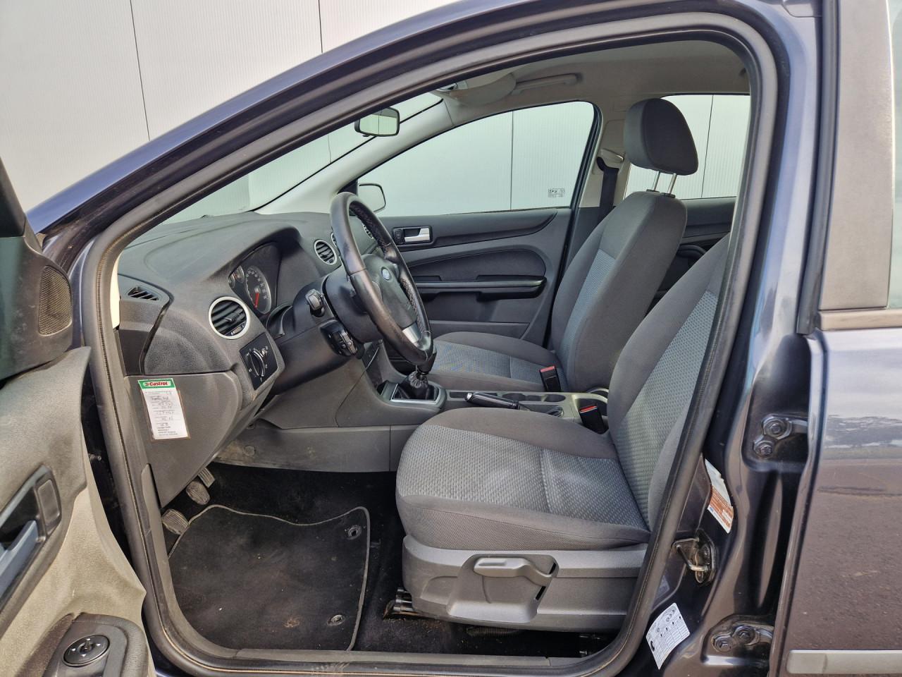 Ford Focus 1.6-16V Champion