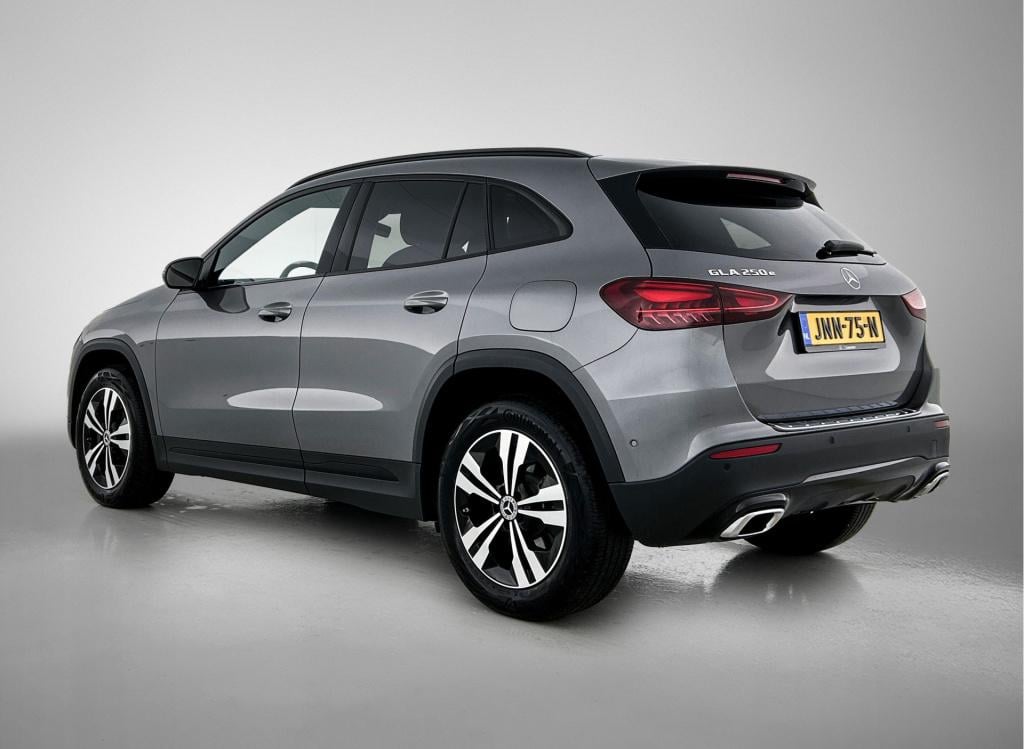 Mercedes-Benz Gla-klasse 250 e plug-in hybride night pakket | memory voorst