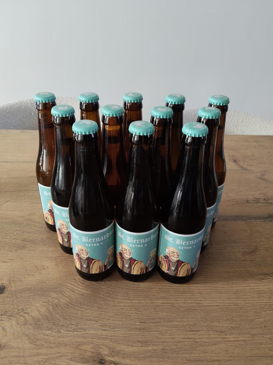 12 flesjes St Bernardus Extra 4 speciaalbier