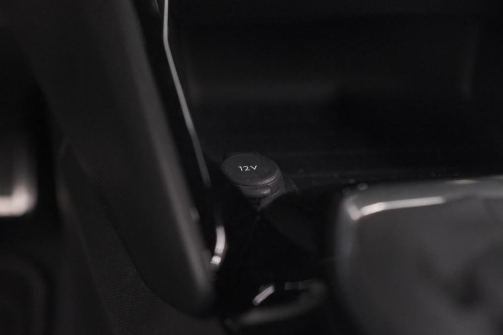 Peugeot 208 puretech 100 gt | camera | navigatie | apple carplay | parkeers