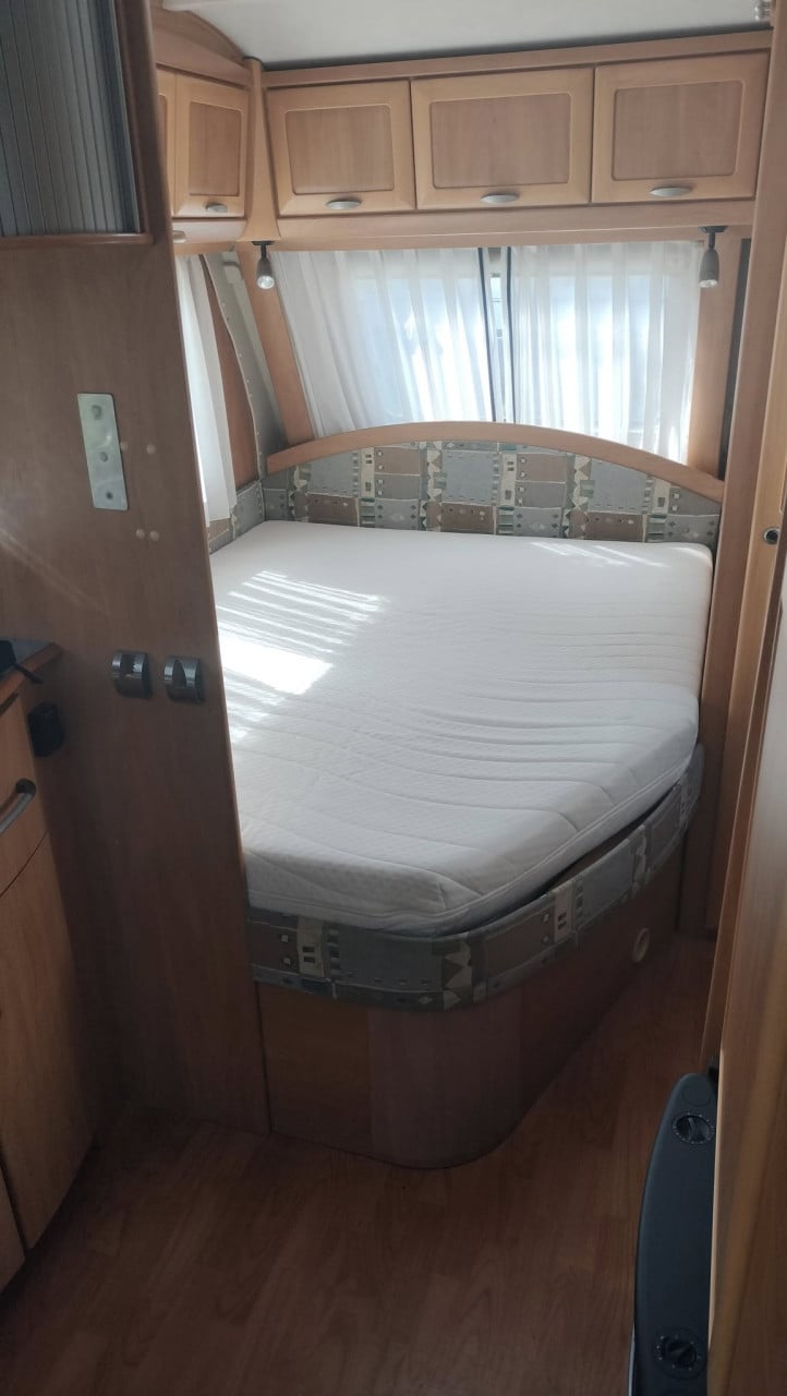 Eriba 545 met voortent en mover