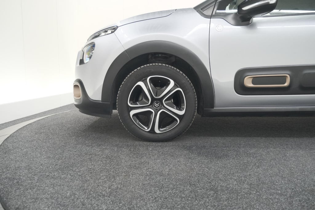 Citroen C3 puretech 82 c-series | trekhaak | camera | apple carplay | allse