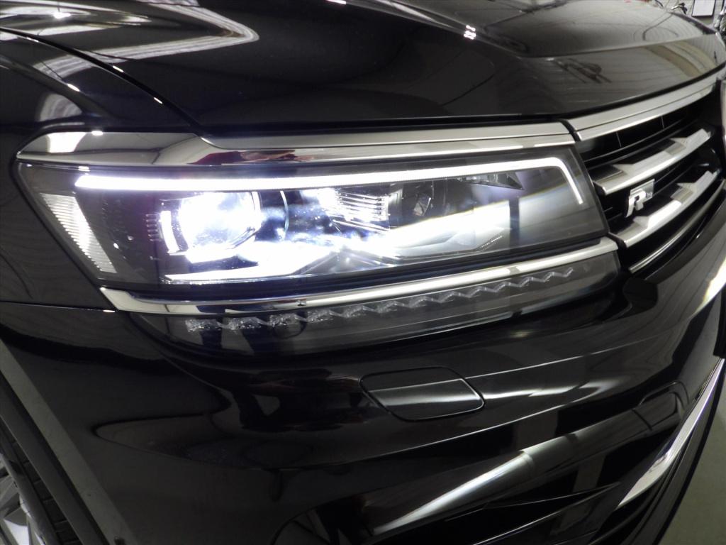 Volkswagen Tiguan 1.5 tsi 150pk dsg highline r-line 7-zits