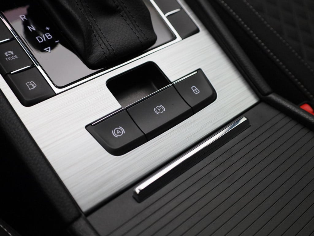 Skoda Superb combi 1.4 tsi iv business edition | automaat | navigatie | cam