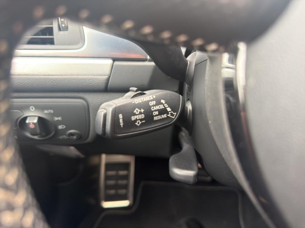 Audi A6 avant 3.0 tdi quattro s-line acc lane camera alcantara