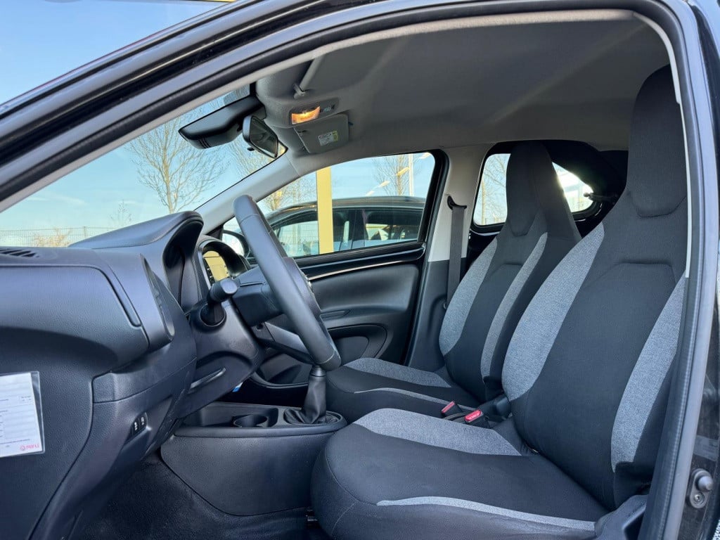Toyota Aygo x 1.0 vvt-i mt play