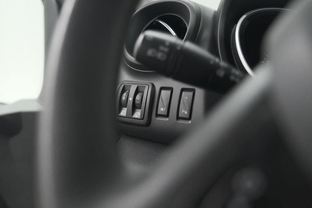 Renault Trafic 2.0 dci 120 t27 l1h1 work edition | trekhaak | apple carplay