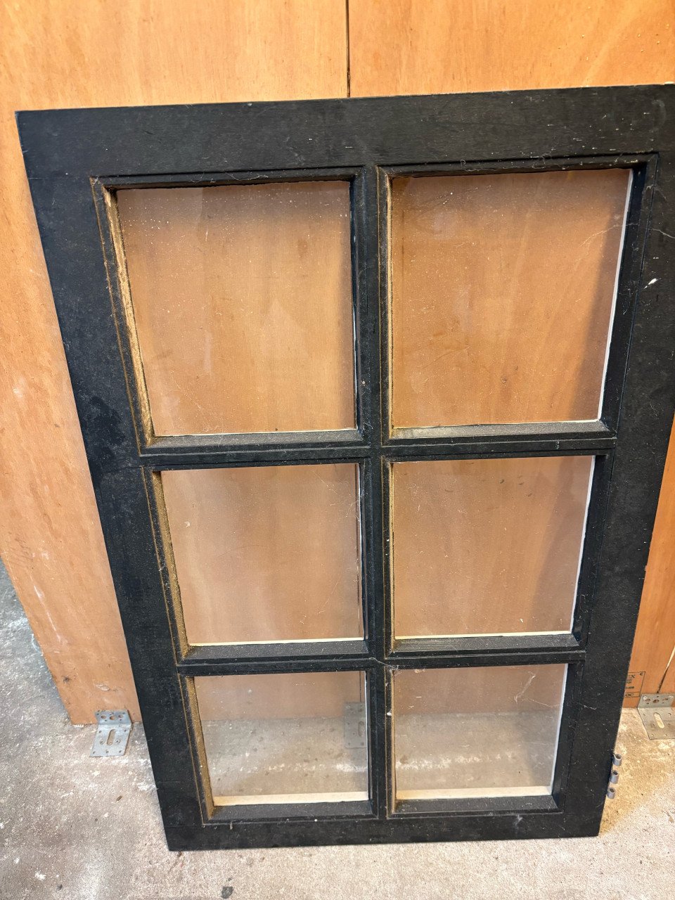 Te koop raam enkelglas met kruisroede 64x99 cm